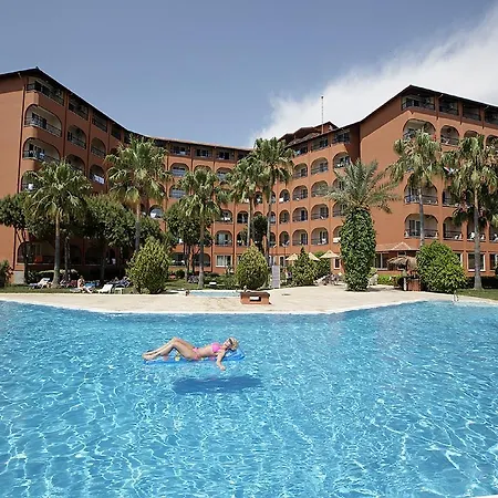 Club Turtas 4* Konaklı